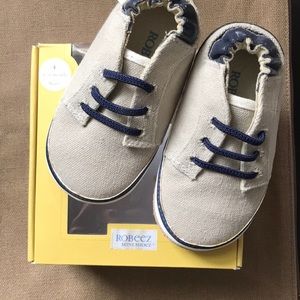 🆕 Robeez Tyler Low Top Cool Grey Sz 4 (9-12 MOS)